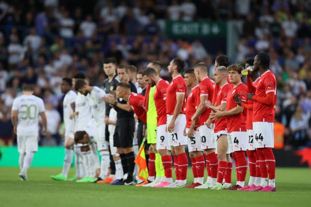 也缩小了中 也缩小了中