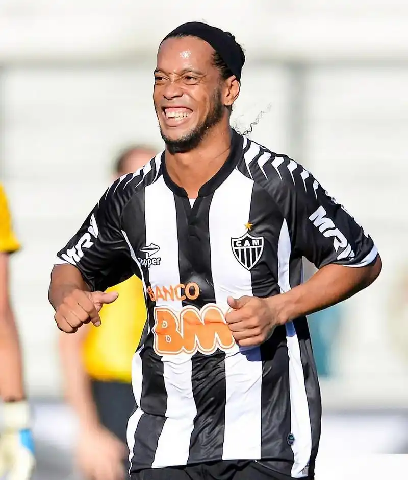 仅是对巴斯 仅是对巴斯